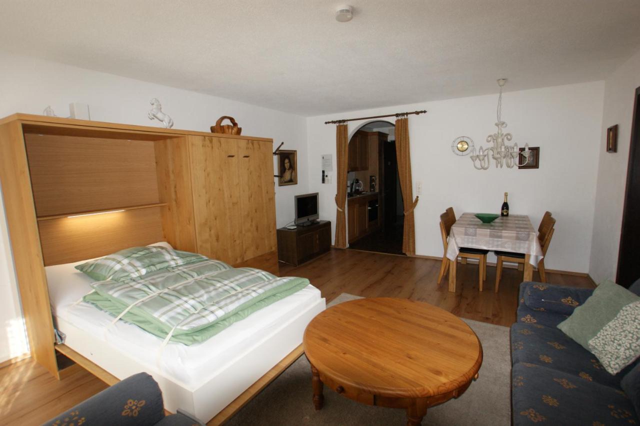 Haus Euphrasia Klosters Bagian luar foto