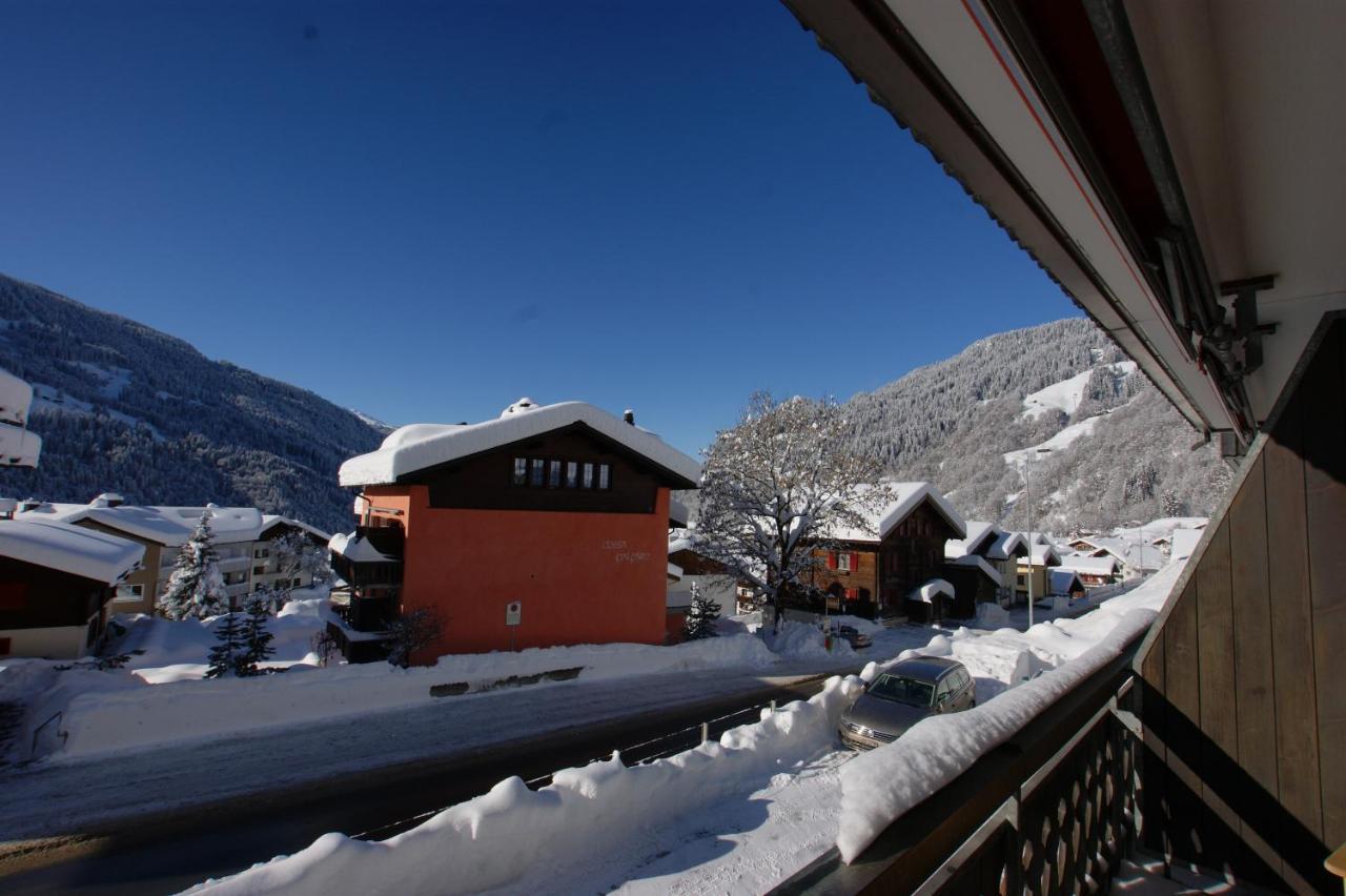 Haus Euphrasia Apartment Klosters Bagian luar foto